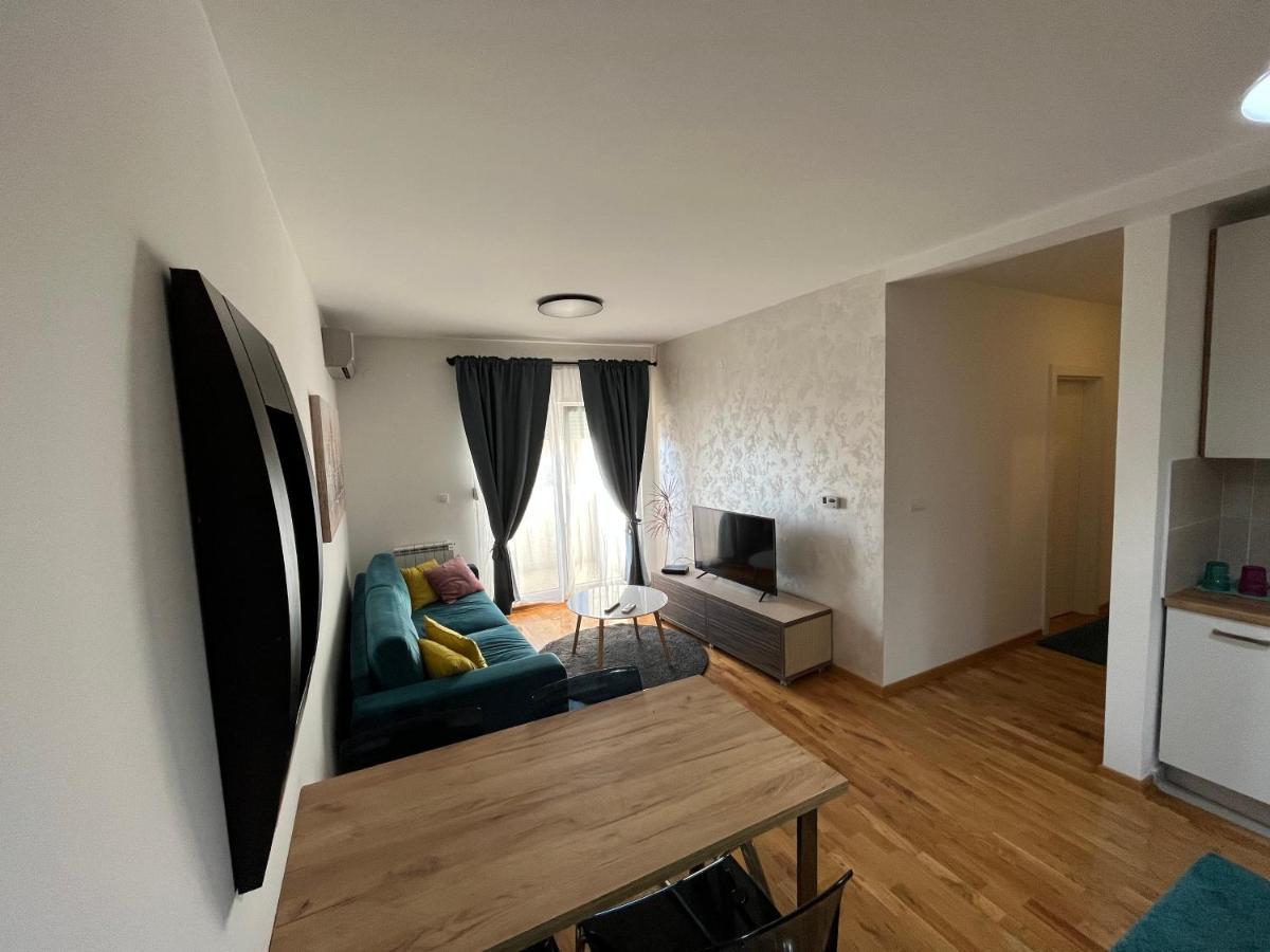 Nbg Hills Apartments Belgrad Exteriör bild